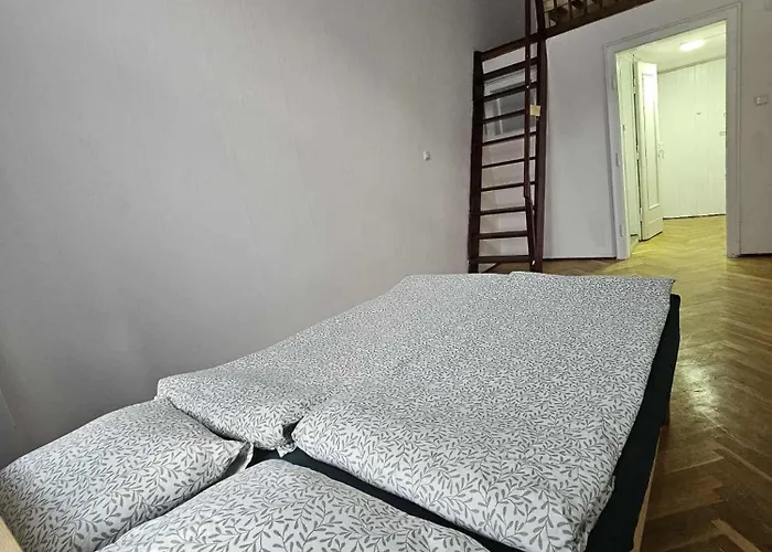 Top Apartment דירה *